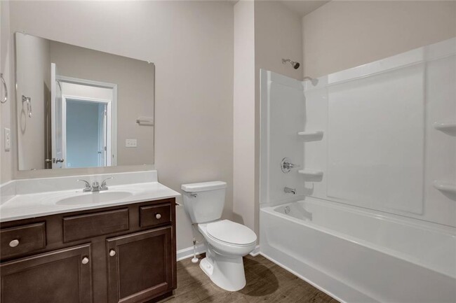 Building Photo - 2104 Irvin Ct
