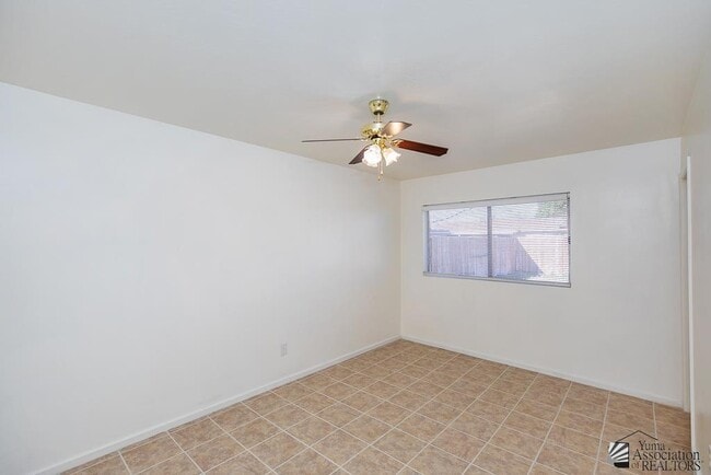 Building Photo - 1314 E 23rd Pl