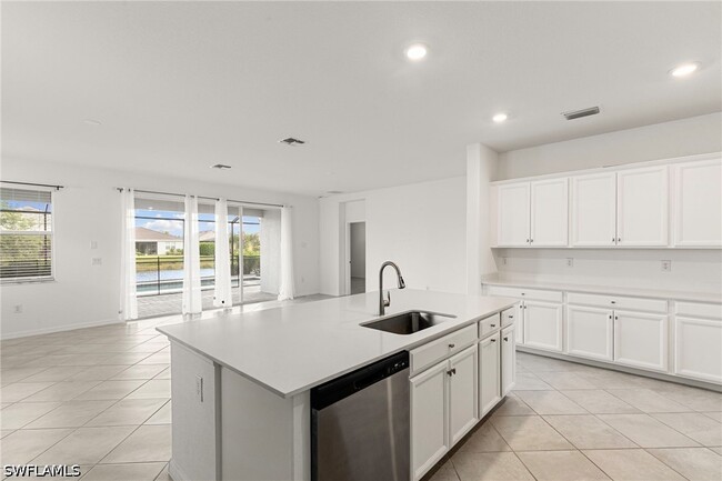 Building Photo - 2525 Kona Wy