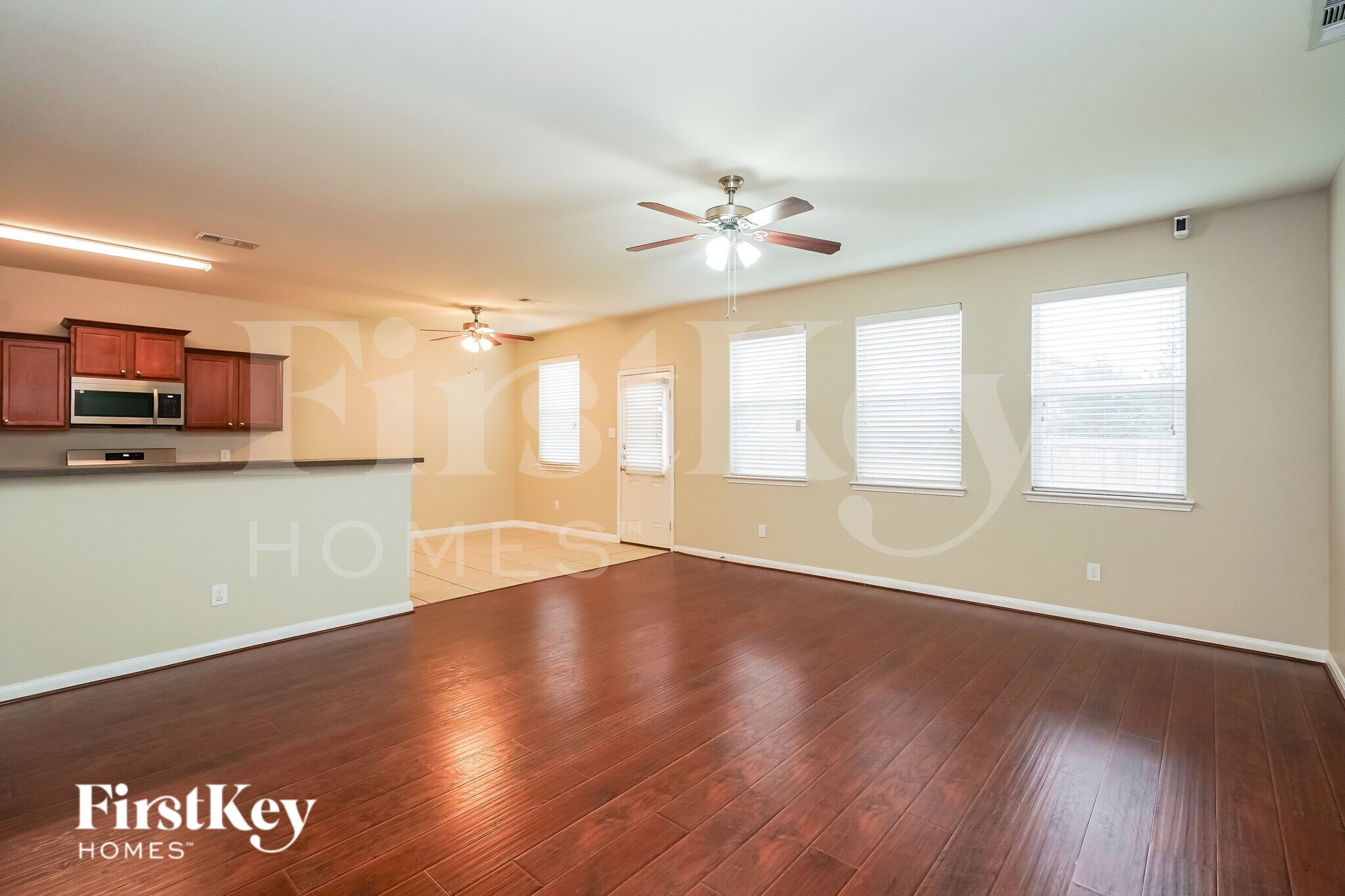 Building Photo - 4717 Cedar Springs Dr