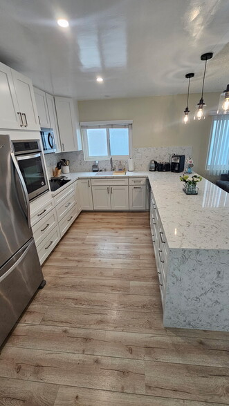 Newly Remodeled kitchen - 128 34th St