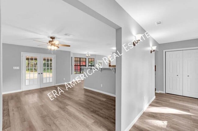 Building Photo - 5912 Pamela Dr