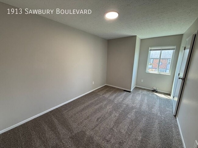 Building Photo - 1913 Sawbury Blvd