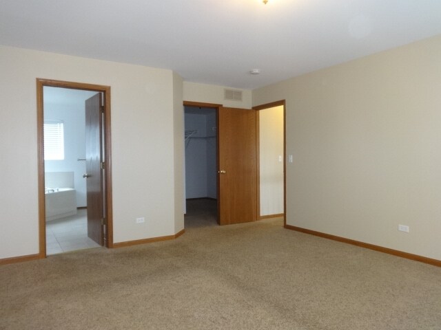 Building Photo - 5206 Kingsbury Estates Dr