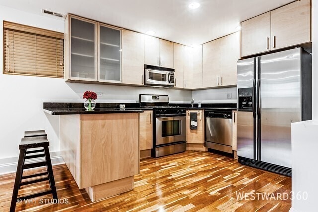 Building Photo - 4946 N Spaulding-G