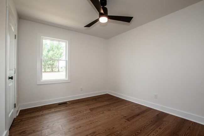 Building Photo - 4892 NC-16