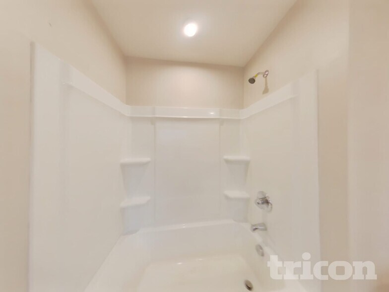 Building Photo - 838 Sunchaser Rd