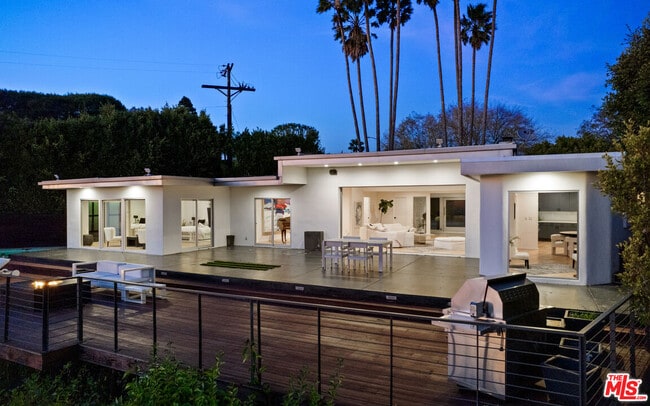 Building Photo - 10134 Angelo View Dr