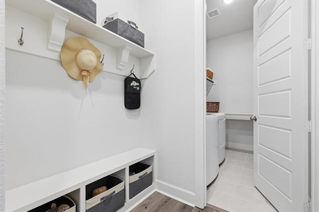 Building Photo - 4817 Beaver Creek Dr