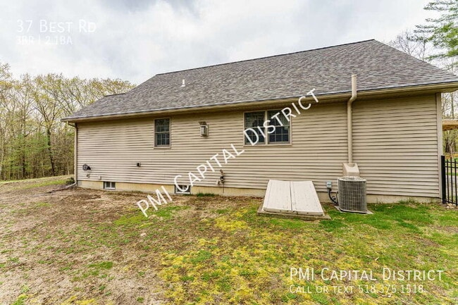 Building Photo - 37 Best Rd