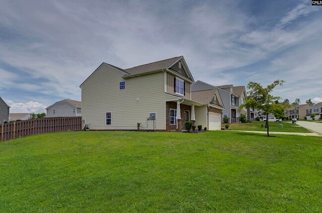 Building Photo - 414 Tulip Way