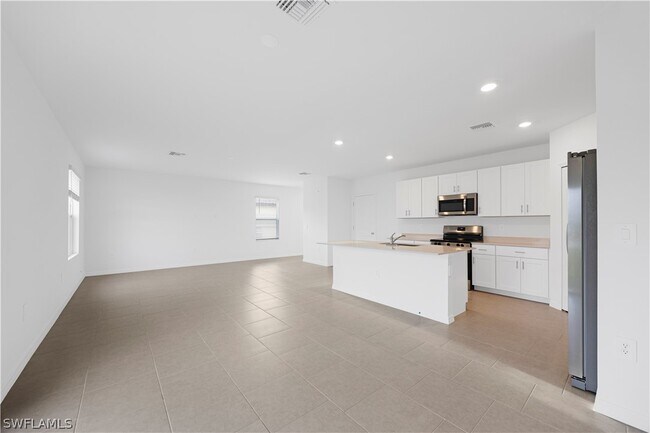 Building Photo - 4083 San Felice Ln