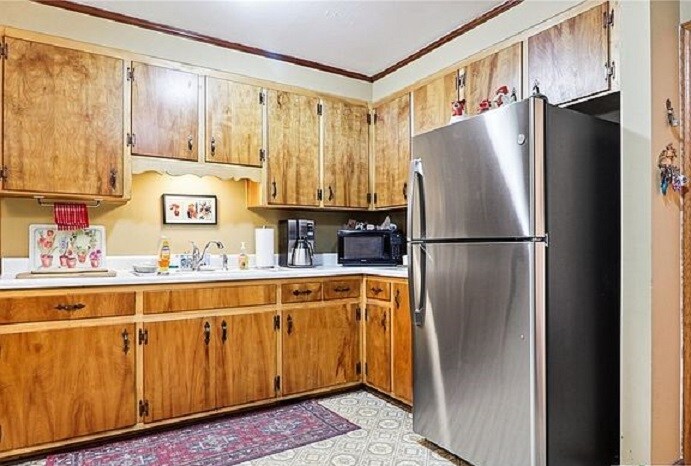 Building Photo - 3120 Fennel St