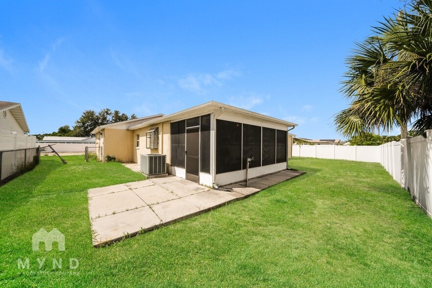 Building Photo - 6339 Langston Ave