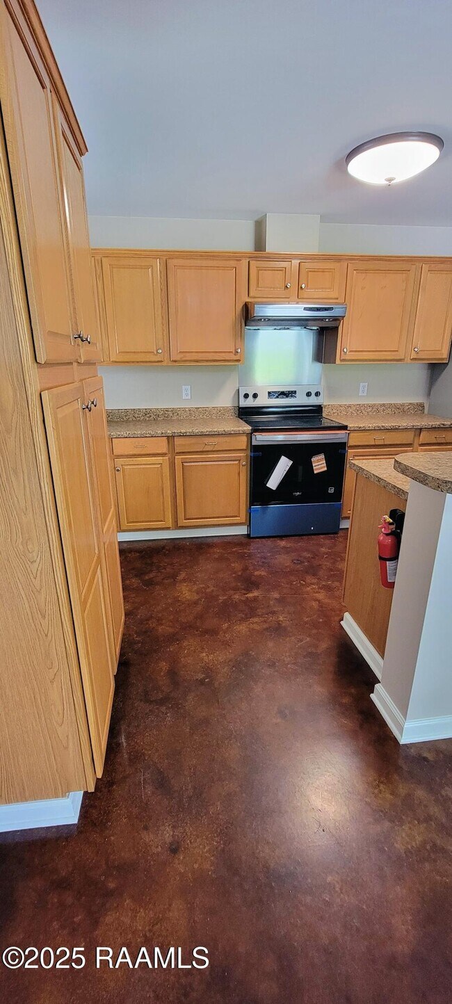 Building Photo - 1026 Carmen Dr