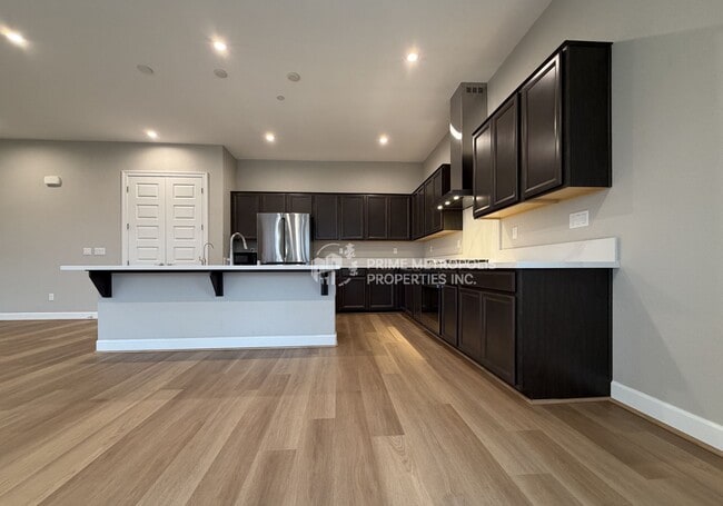 Building Photo - 681 Bacarra St