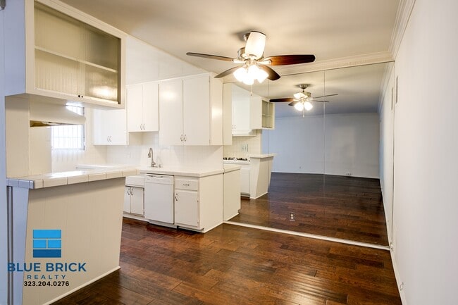 Building Photo - 426 Rexford Dr