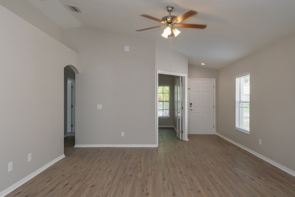 Building Photo - 8501 Quarter Horse Dr