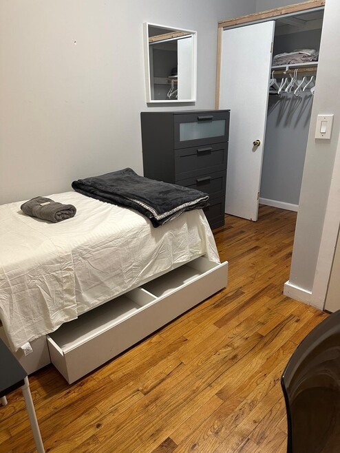 Building Photo - 305 E Mt Eden Ave