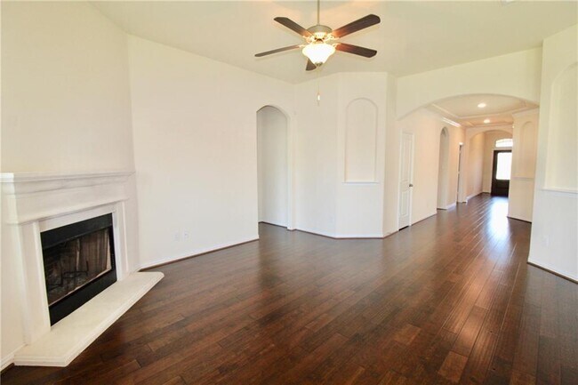 Building Photo - 1100 Arvada Dr