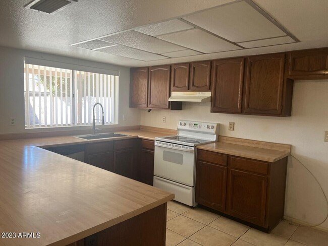 Building Photo - 5733 W Mescal St