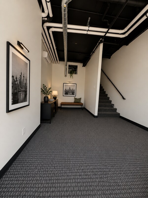 Building Photo - 814 Lincolnway