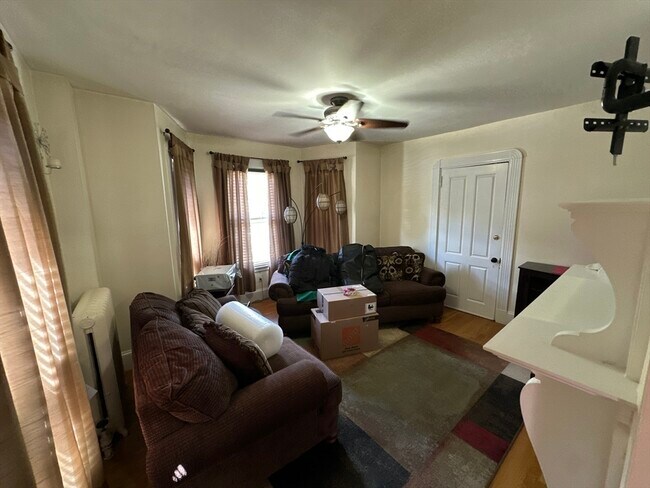 Building Photo - 158 Neponset Ave
