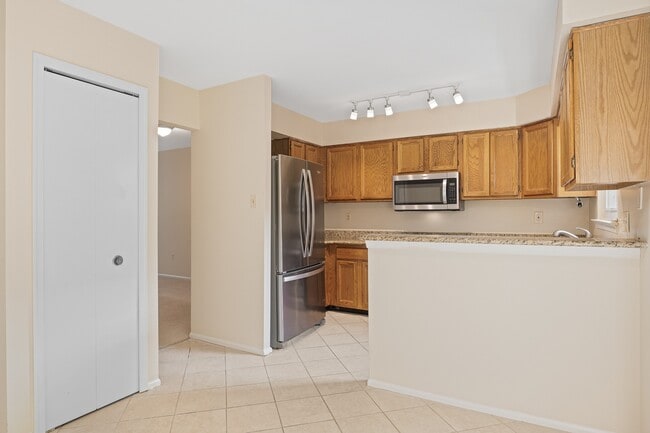 Building Photo - 11740 Stonegate Ln
