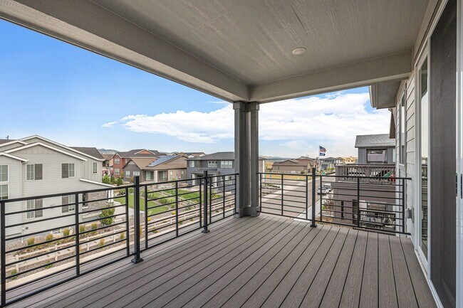 Building Photo - Sterling Ranch Stunner!!