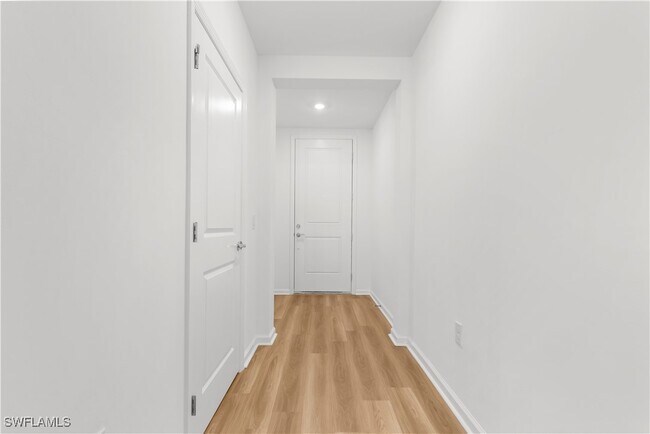 Building Photo - 27859 Solis Grande Dr