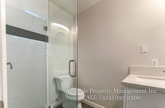 Building Photo - 318 Ximeno Ave