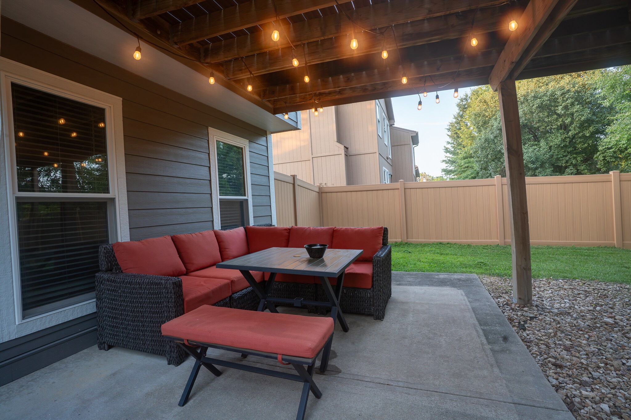 Building Photo - 1257 SE Princeton Dr