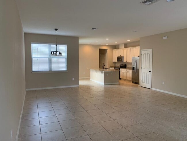 Building Photo - 13718 Beckman Dr