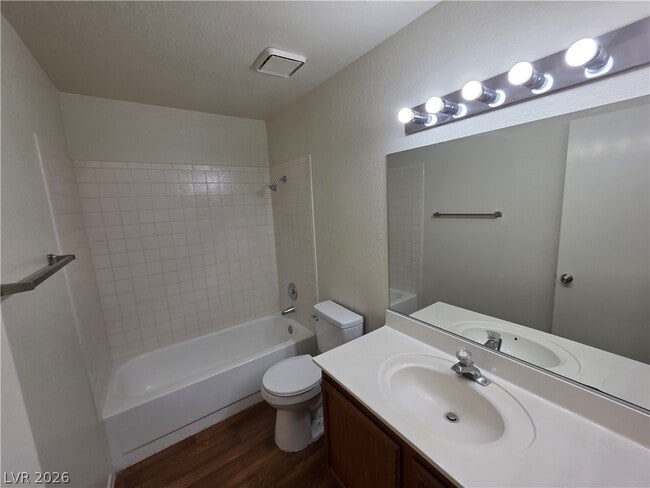 Building Photo - 1104 Pinto Rock Ln
