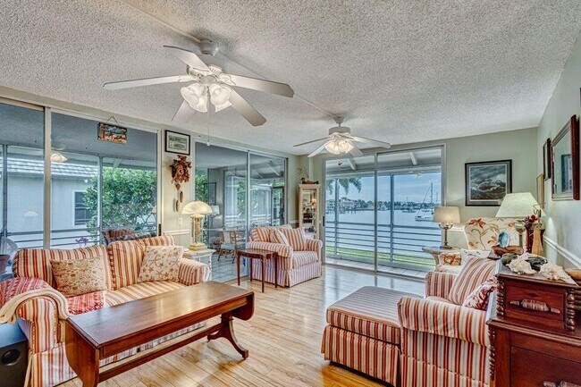Building Photo - 1071 Sugar Sands Blvd