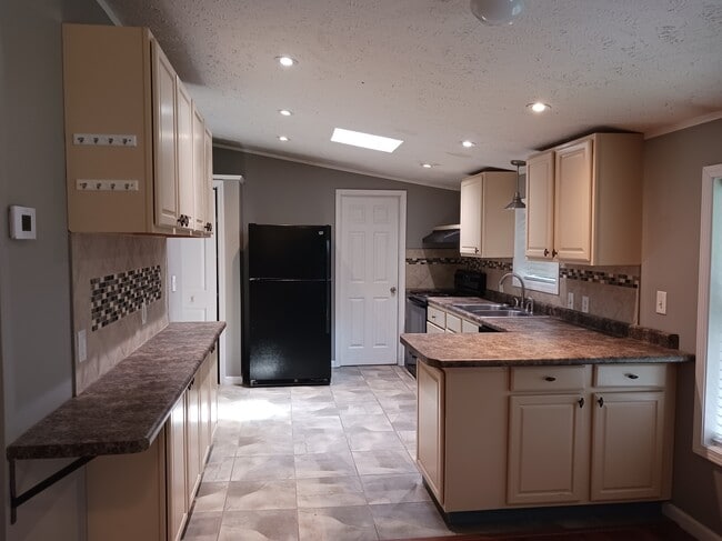 Kitchen - 3091 Adayah Dr