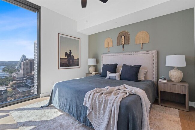 Building Photo - 84 East Ave