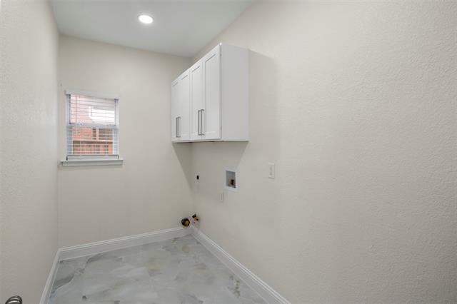 Building Photo - 2306 Barger Ln