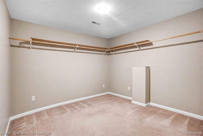 Building Photo - 31173 Livingston Dr