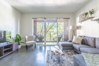 Building Photo - 2407 E Union St