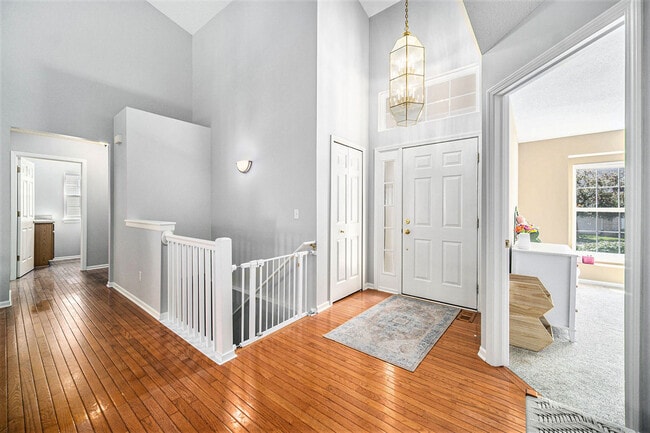 Building Photo - 150 Burwyck Park Dr