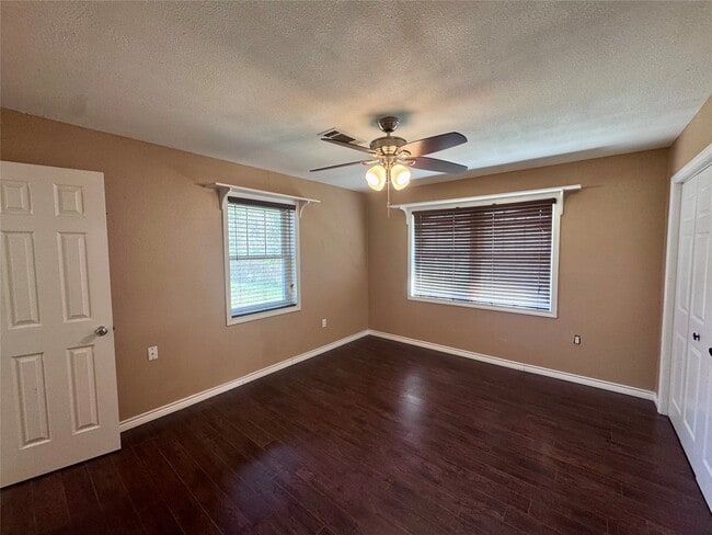 Building Photo - 345 Rachal Ave