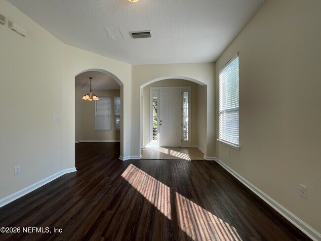 Building Photo - 3125 E Banister Rd