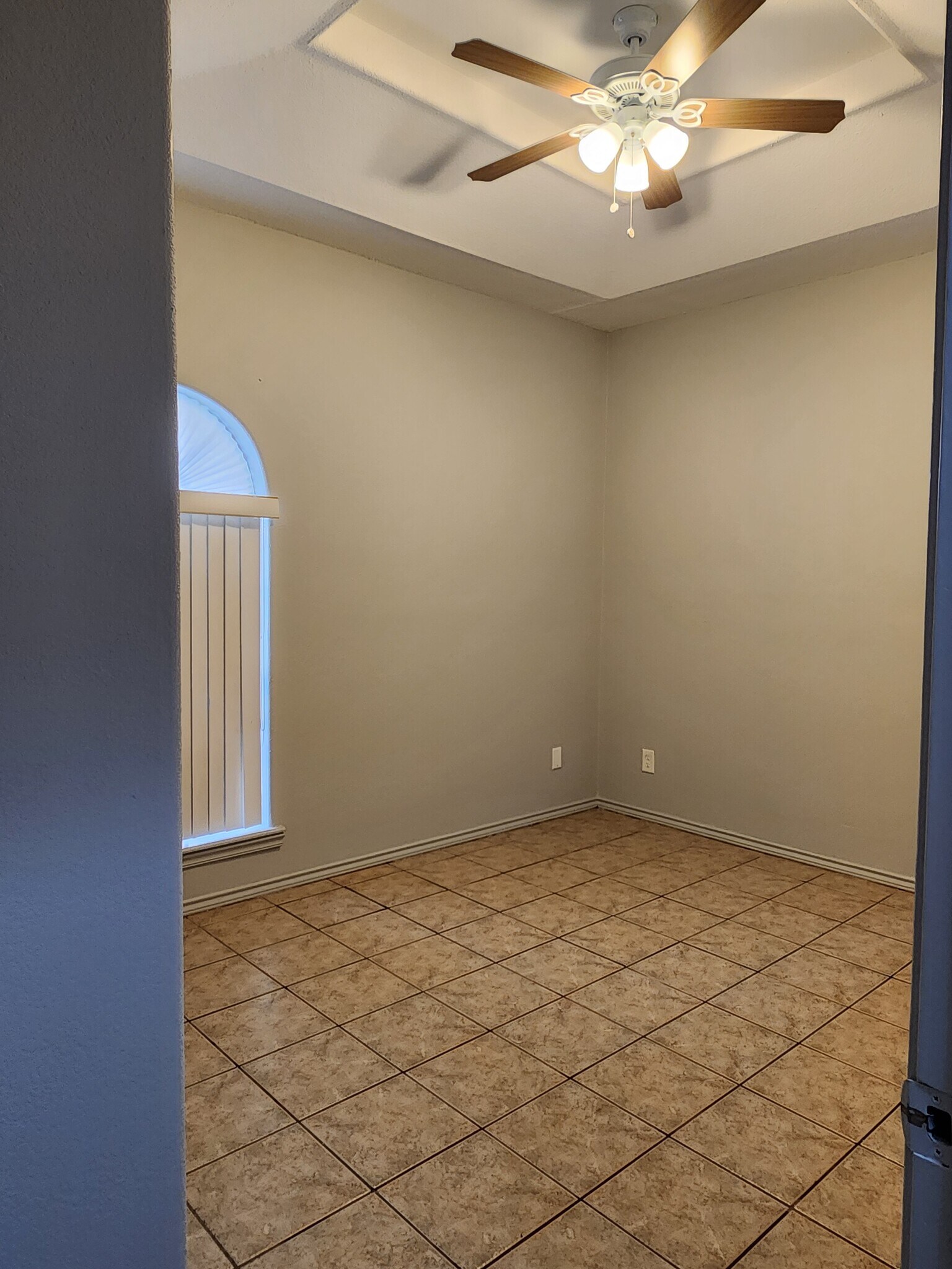 Bedroom 2 - 607 Buena Vista Dr