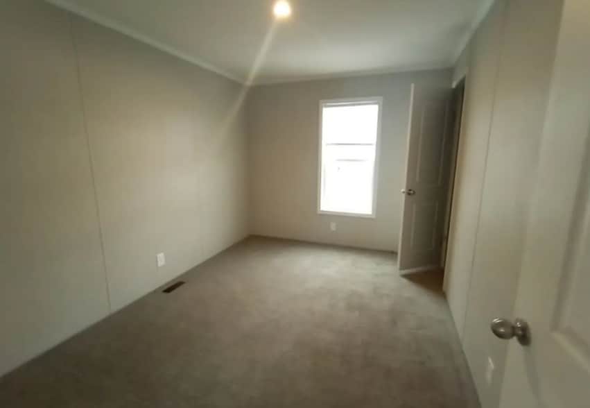 Building Photo - 500 Elmwood Ln