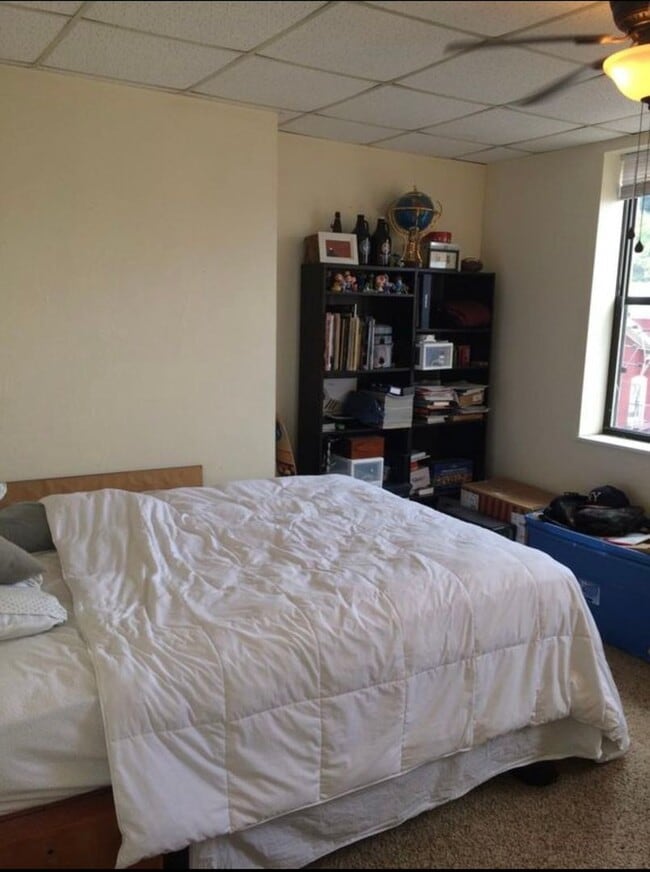 Building Photo - 107 S 12th St