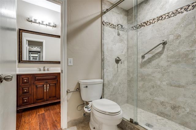 Building Photo - 4517 Southgate Dr