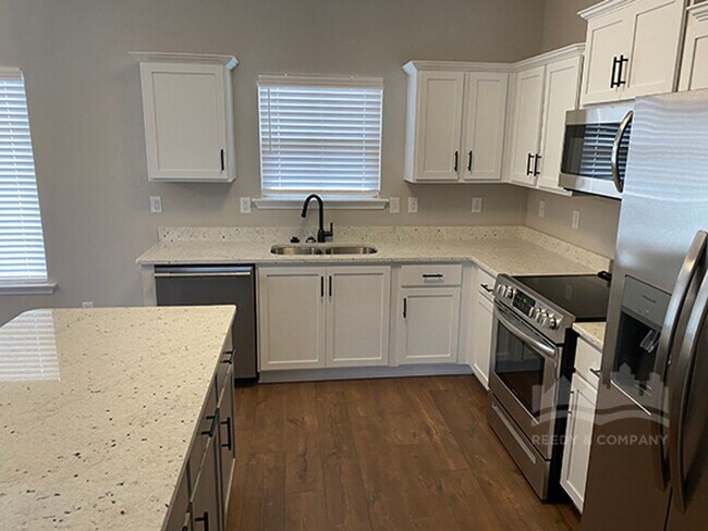 Building Photo - 7706 Canyon Ridge Cove