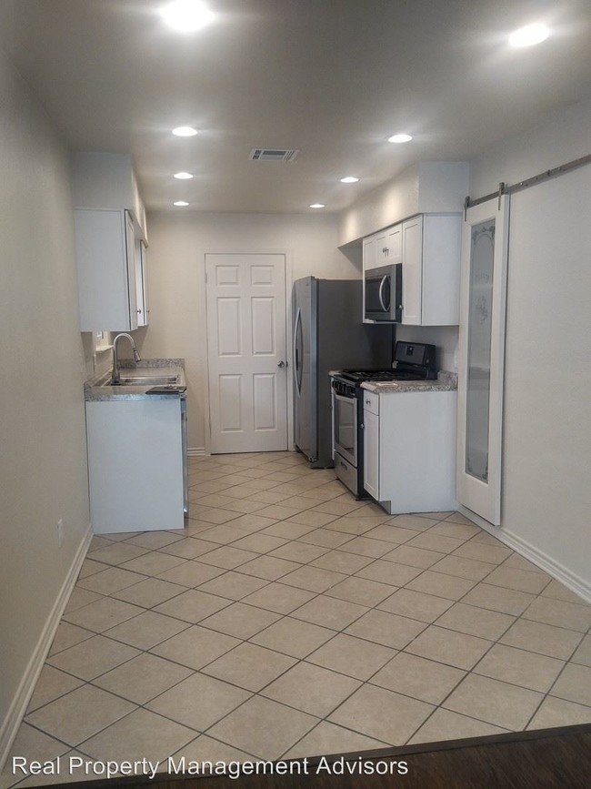 Building Photo - 5704 Emerald Forest Dr