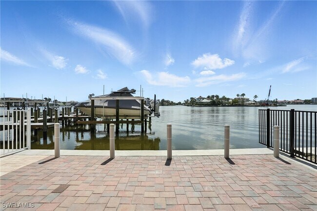 Building Photo - 9517 Gulf Shore Dr